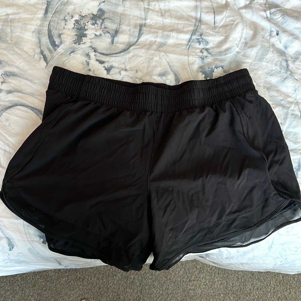 Athleta Shortd